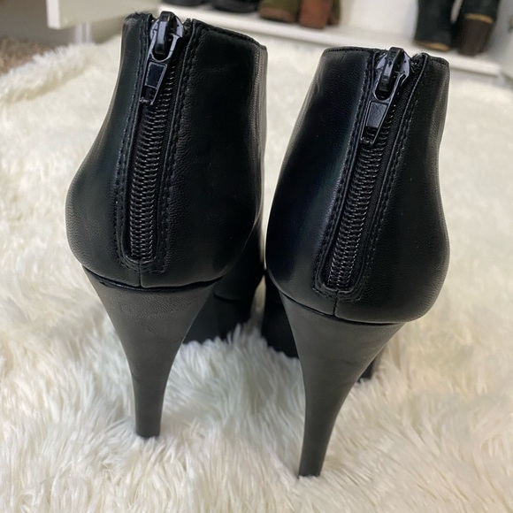 Luichiny Liberty Lady Heels plus bonus Size 9 EUC - Picture 2 of 7